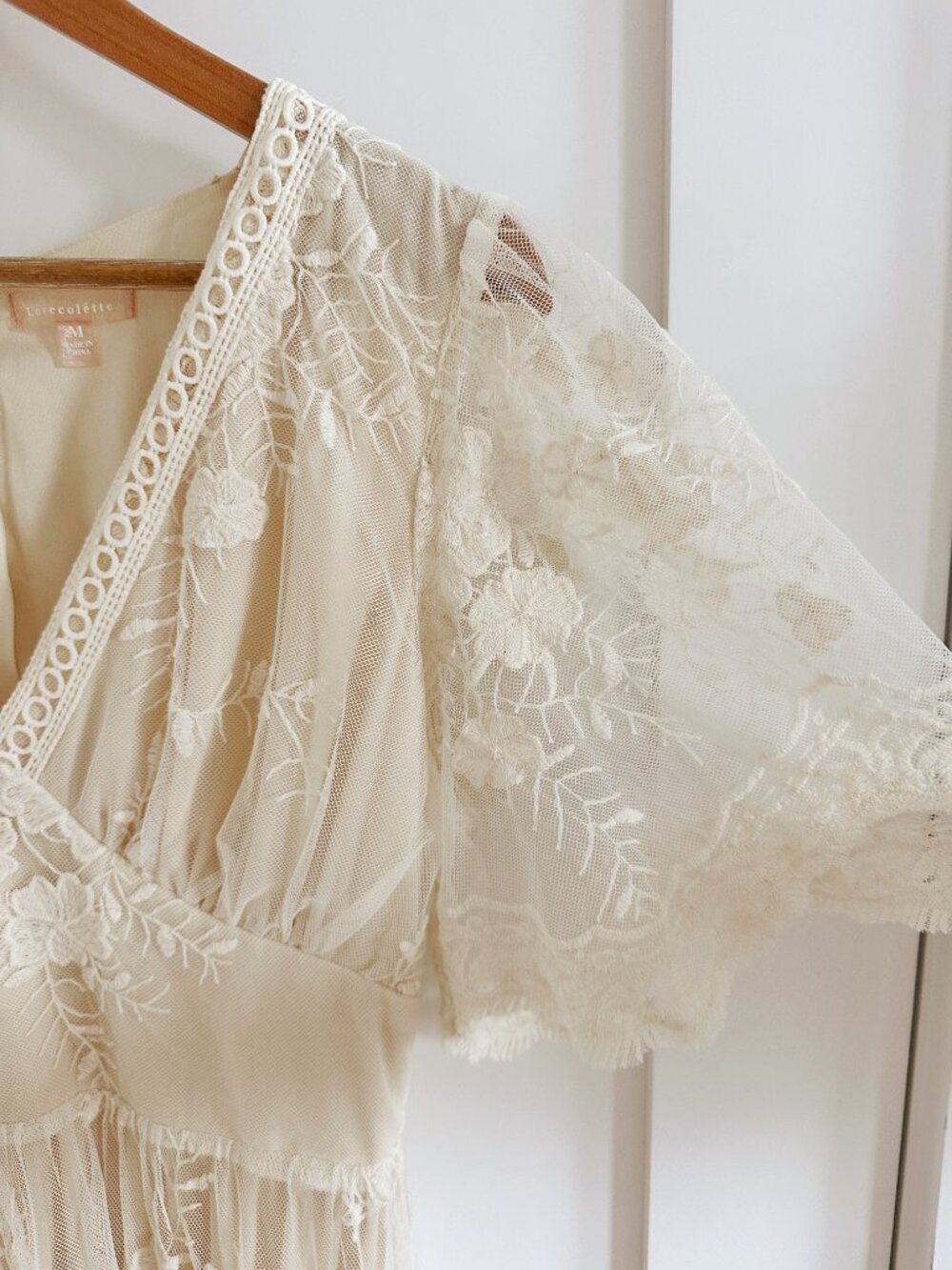 Baltic Born - Clarisa Lace Midi Dress | Vintage Cream - Picture 7 of 9